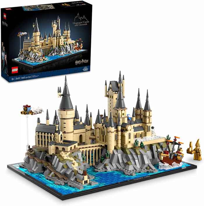 Lego Harry Potter Lego 2660 Pieces - Hogwarts Castle and Grounds #76419