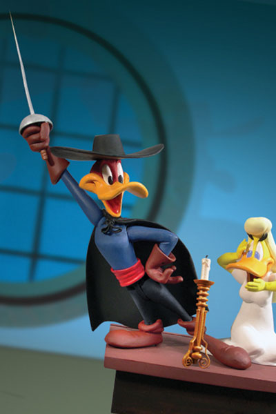 LOONEY TUNES GOLDEN COLLECTION: SERIES 1: THE SCARLET PUMPERNICKEL DAFFY DUCK Action Figure (Sub-Standard Packaging)