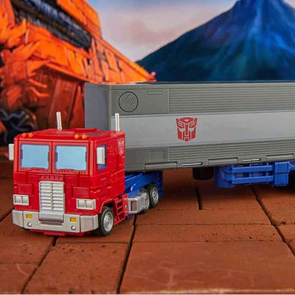 Transformers Studio Series 7 Inch Action Figure Commander Class - Optimus Prime with Trailer #31 (Sub-Standard Packaging)